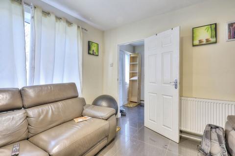 3 bedroom terraced house for sale, Harborough Road, Northampton, Northamptonshire, NN2