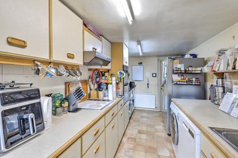 undefined, Francis Dickins Close, Wollaston, Wellingborough, Northamptonshire, NN29