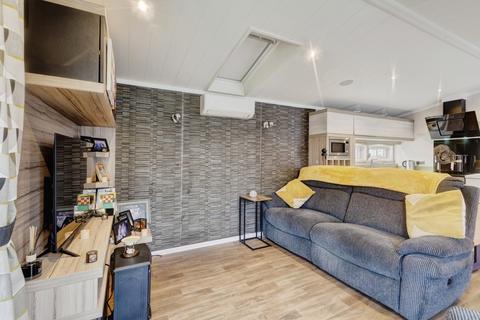 2 bedroom detached house for sale, Woodpecker Drive, Billing Aquadrome, Northampton, Northamptonshire, NN3