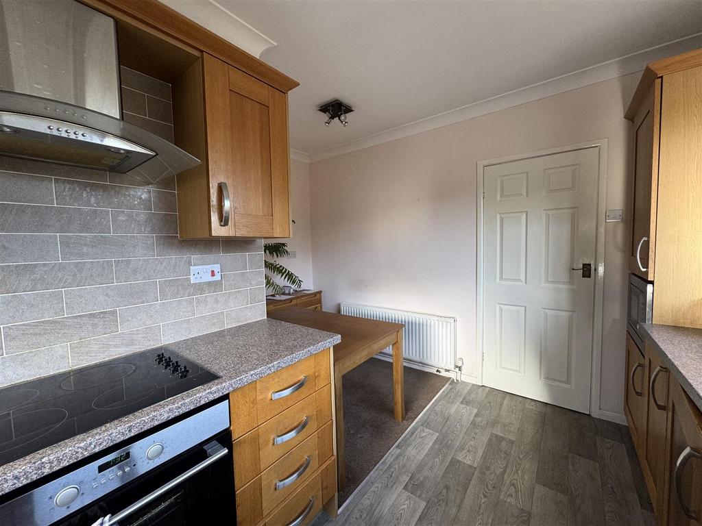 Dining kitchen