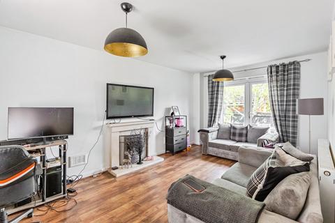 undefined, Kent Road, Northampton, Northamptonshire, NN5