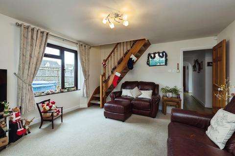 3 bedroom barn conversion for sale, Stroud Road, Brookthorpe, Gloucester, Gloucestershire, GL4