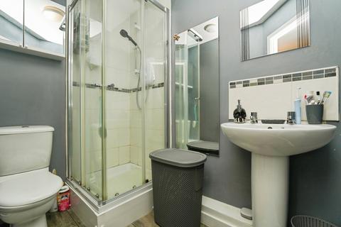 2 bedroom flat for sale, St. Mawgan Street, Kingsway, Quedgeley, Gloucester, GL2