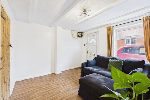 2 bedroom end of terrace house for sale, High Street, Deanshanger, MK19