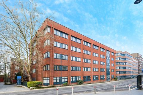 1 bedroom flat for sale, Farnsby Street, Swindon, Wiltshire, SN1