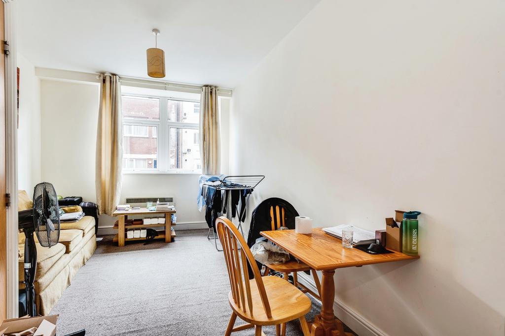 Apartment in Wiltshire - More