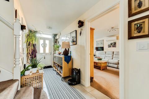 4 bedroom detached house for sale, Slade Street, Swindon, Wiltshire, SN2
