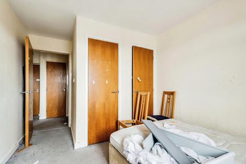 undefined, Wellington Street, Swindon, Wiltshire, SN1