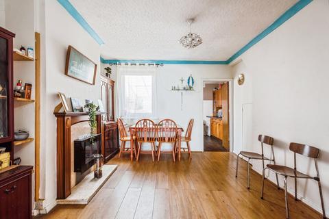 undefined, Ferndale Road, Swindon, Wiltshire, SN2