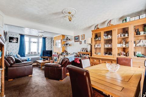 3 bedroom semi-detached house for sale, Cricklade Road, Swindon, Wiltshire, SN2