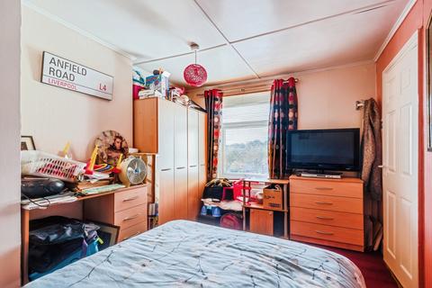 3 bedroom semi-detached house for sale, Cricklade Road, Swindon, Wiltshire, SN2