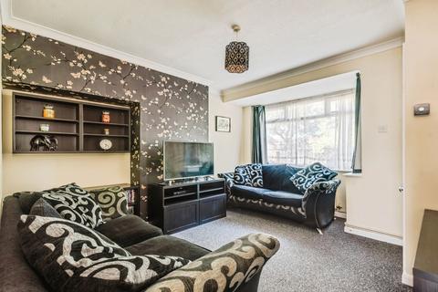 undefined, Queens Drive, Swindon, Wiltshire, SN3