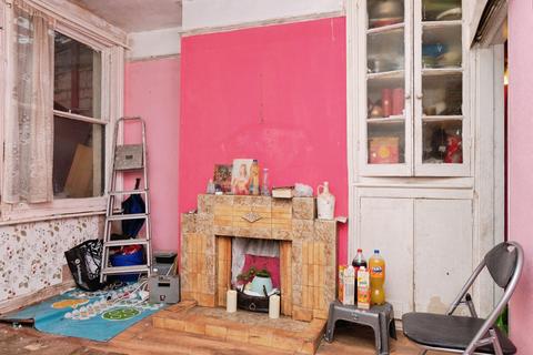 2 bedroom terraced house for sale, Ponting Street, Swindon, Wiltshire, SN1