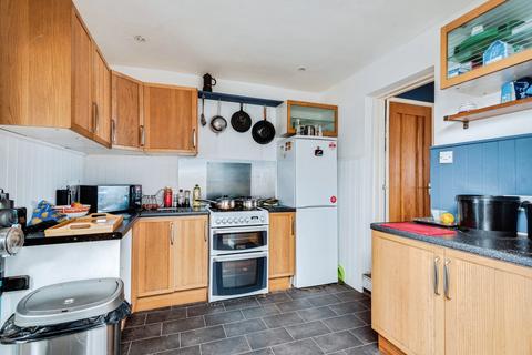 3 bedroom terraced house for sale, Cricklade Road, Swindon, Wiltshire, SN2