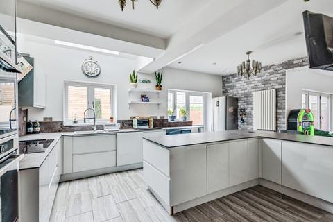 undefined, Croft Road, Swindon, Wiltshire, SN1