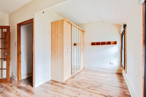 undefined, Faringdon Road, Swindon, Wiltshire, SN1