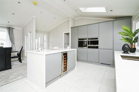 undefined, Heathfield, Bletchingdon, Kidlington, Oxfordshire, OX5