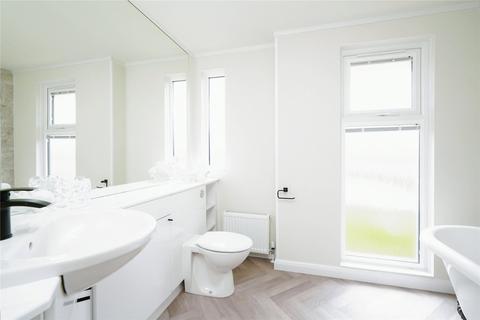 undefined, Heathfield, Bletchingdon, Kidlington, Oxfordshire, OX5