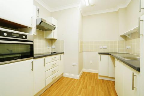 2 bedroom flat for sale, Coach House Mews, Bicester, Oxfordshire, OX26