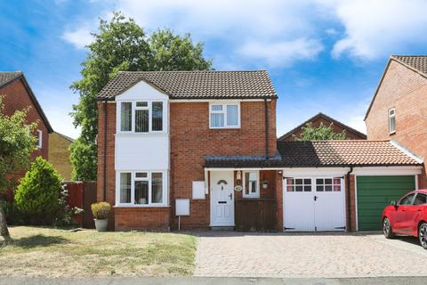 3 bedroom detached house for sale, Blythe Place, Bicester, Oxfordshire, OX26
