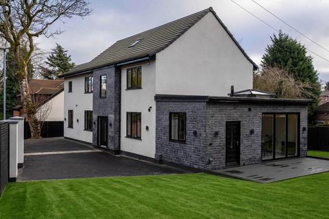 6 bedroom detached house for sale, Wells Avenue, Manchester, M25