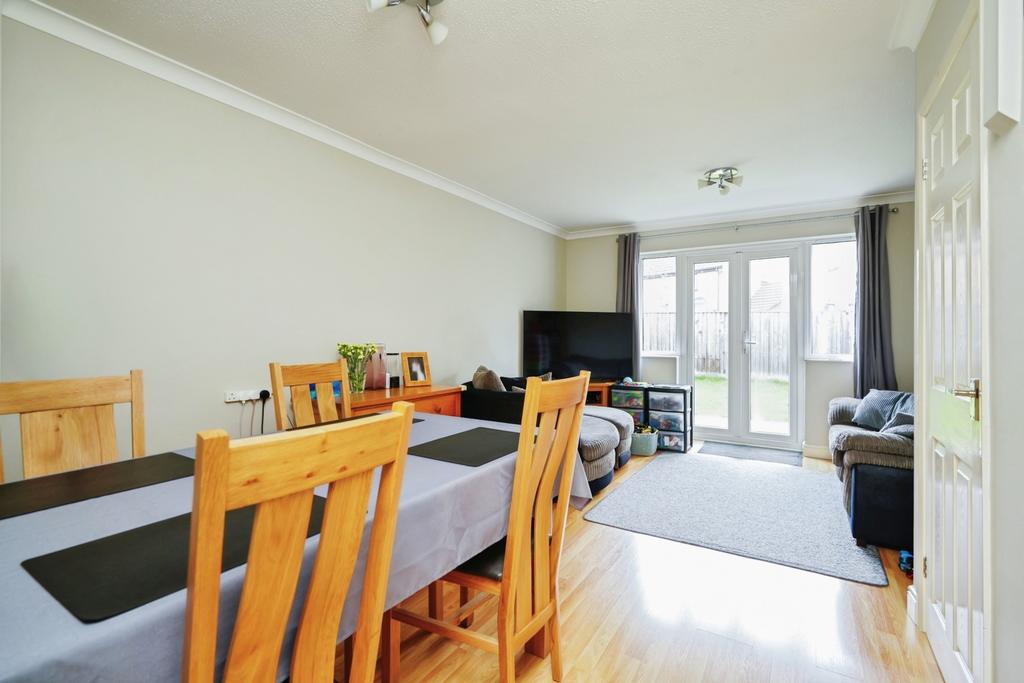 Pbox-IMG.jpg