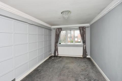 undefined, Mayflower Court, Sheffield, South Yorkshire, S12