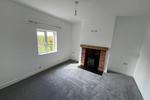 2 bedroom semi-detached house to rent, Ashby Road, Tamworth