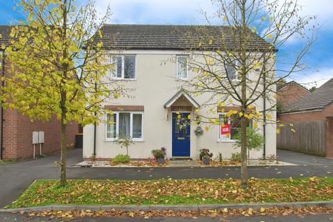 4 bedroom detached house for sale, Sir Briggs Avenue, Duffryn, Newport, NP10