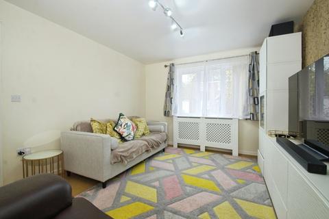 4 bedroom detached house for sale, Sir Briggs Avenue, Duffryn, Newport, NP10