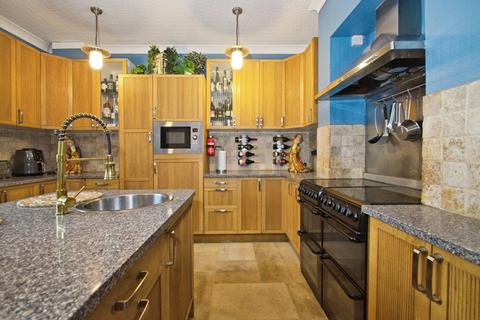 undefined, Serpentine Road, Newport, NP20