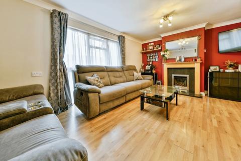3 bedroom terraced house for sale, Ferrier Road, Stevenage, Hertfordshire, SG2