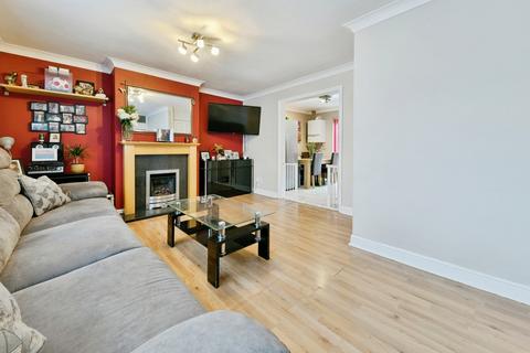 3 bedroom terraced house for sale, Ferrier Road, Stevenage, Hertfordshire, SG2