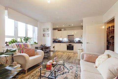 1 bedroom flat for sale, Butterwick Way, Welwyn, Hertfordshire, AL6