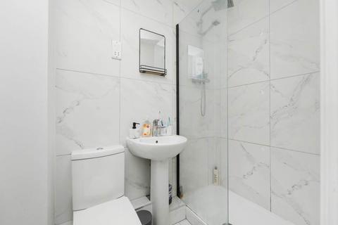 2 bedroom apartment for sale, Sillence Court, Royston, Hertfordshire