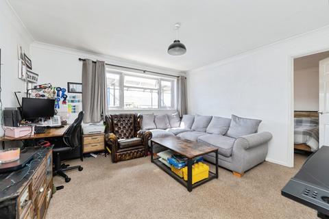undefined, Canterbury Way, Stevenage, Hertfordshire, SG1