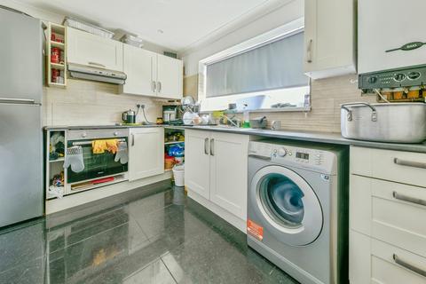 3 bedroom terraced house for sale, Kymswell Road, Stevenage, Hertfordshire, SG2