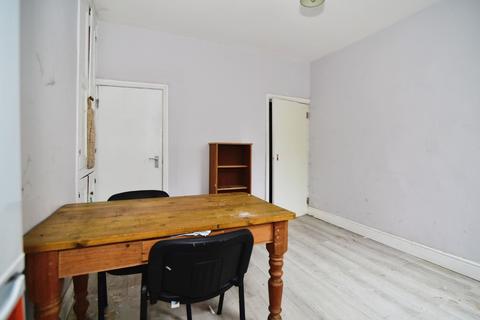 4 bedroom terraced house for sale, Witney Street, Sheffield, S8