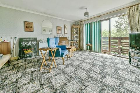 undefined, The Lawns, Stevenage, Hertfordshire, SG2