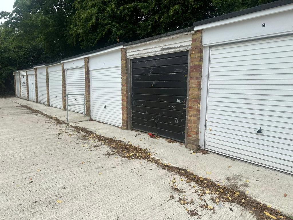Garage 3