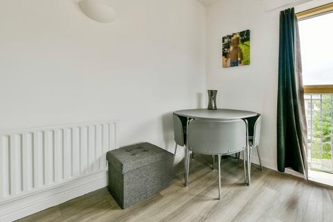 undefined, Kilby Road, Stevenage, Hertfordshire, SG1