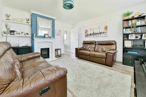 3 bedroom terraced house for sale, Telford Avenue, STEVENAGE, Hertfordshire, SG2