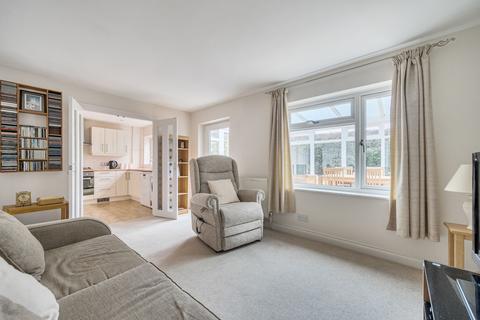 2 bedroom detached bungalow for sale, Vicarage Lane, Haslemere, GU27