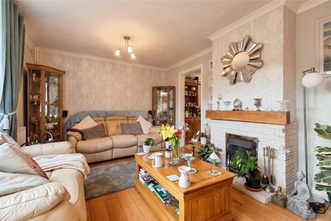 3 bedroom end of terrace house for sale, Telford Avenue, Stevenage, Hertfordshire, SG2