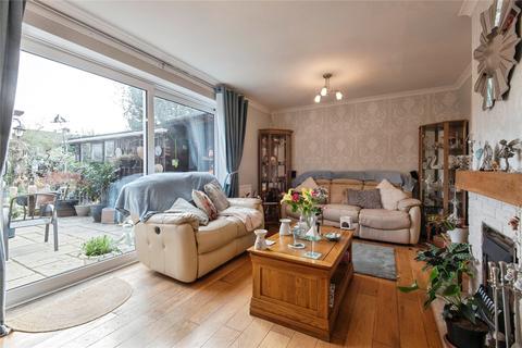 3 bedroom end of terrace house for sale, Telford Avenue, Stevenage, Hertfordshire, SG2