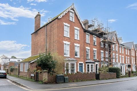 undefined, Exeter EX4