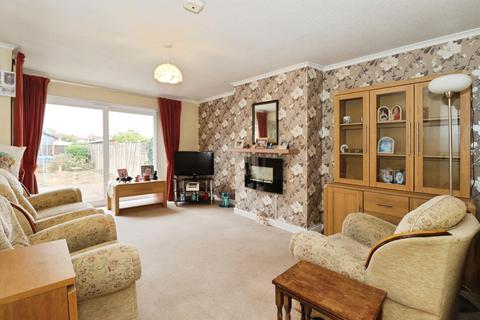 3 bedroom bungalow for sale, St. Andrews, Yate, Bristol, Gloucestershire, BS37