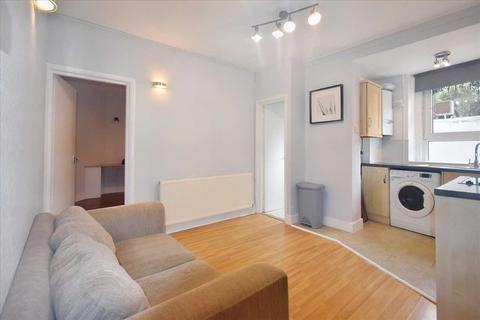 undefined, Dewsbury Court, Chiswick, London