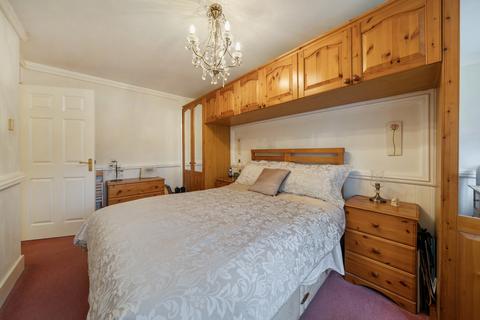 2 bedroom apartment for sale, Laxley Close, London