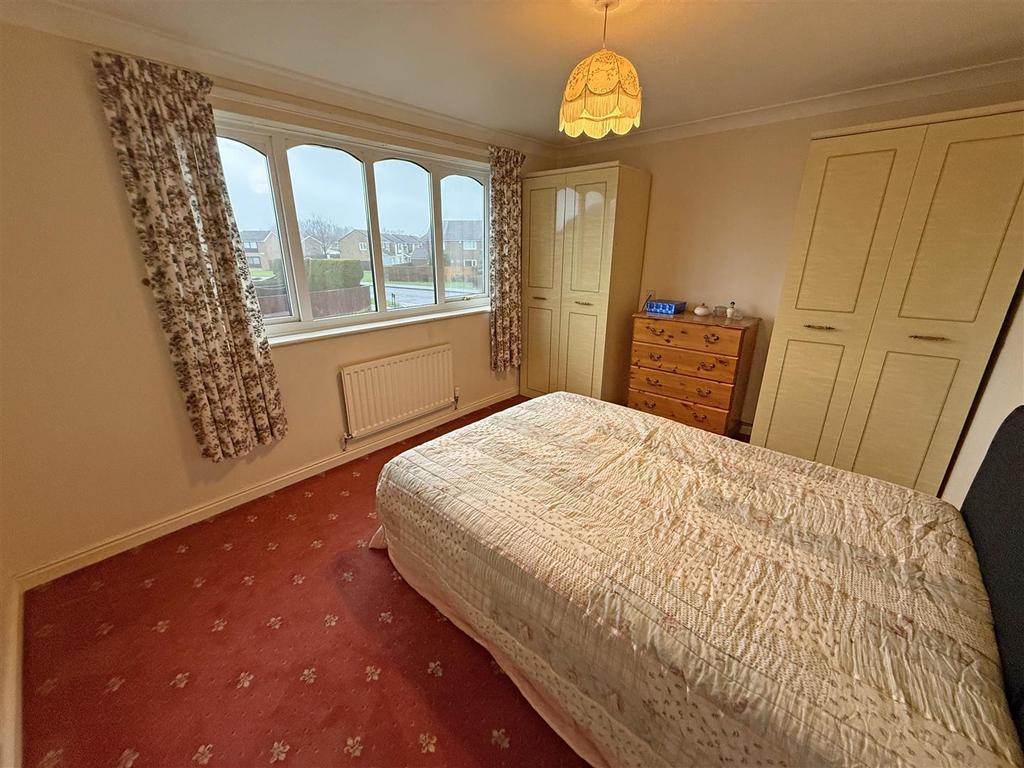Bedroom 2.jpg